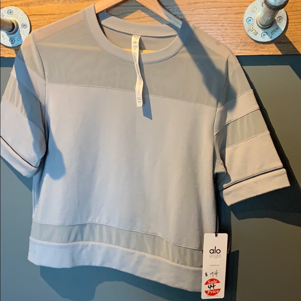 Alo Gray Mellow Short Sleeve Tee